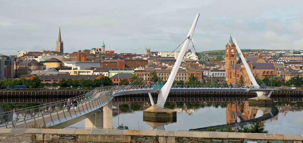 Derry / Londonderry peace bridge