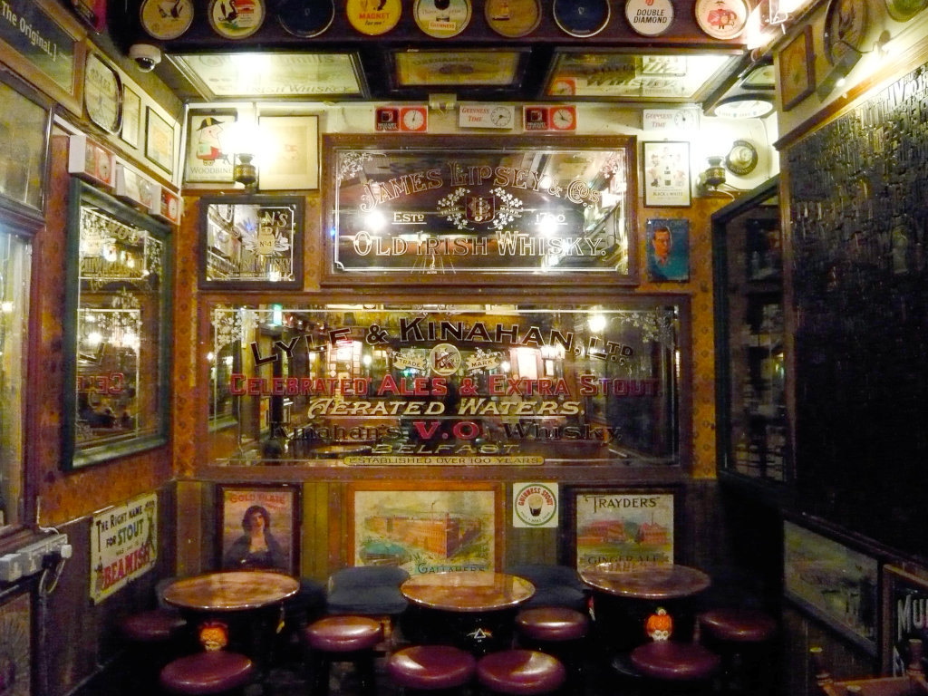 Belfast pub (photo Jessica Spengler)